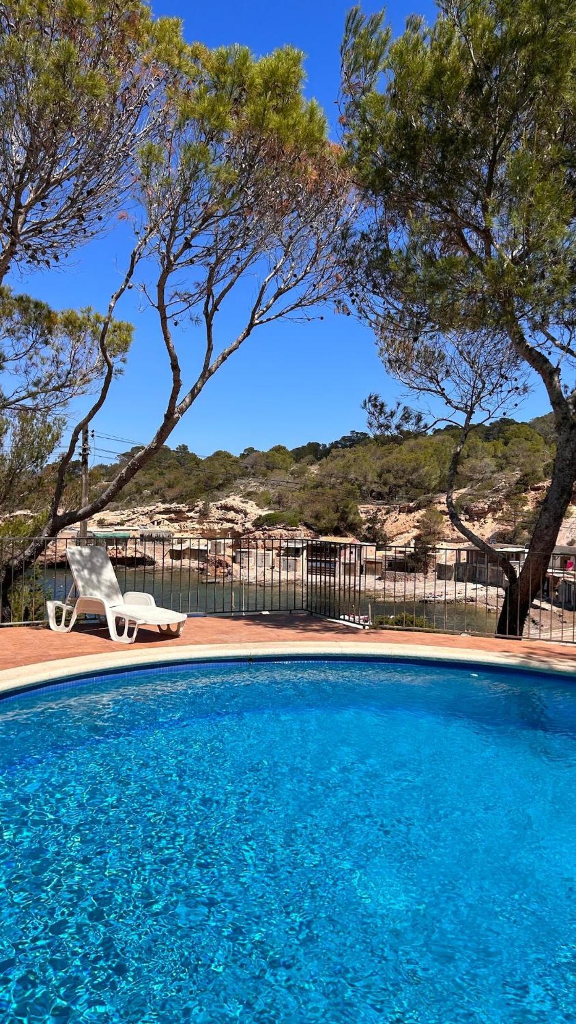 Charmant Chalet A 2 Min De La Mer Et Piscine Accessible Villa Cala Tarida  Exterior photo